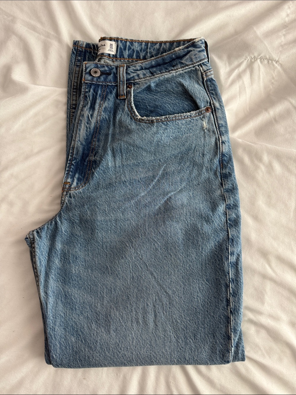 A&F Curve Love Loose Jean